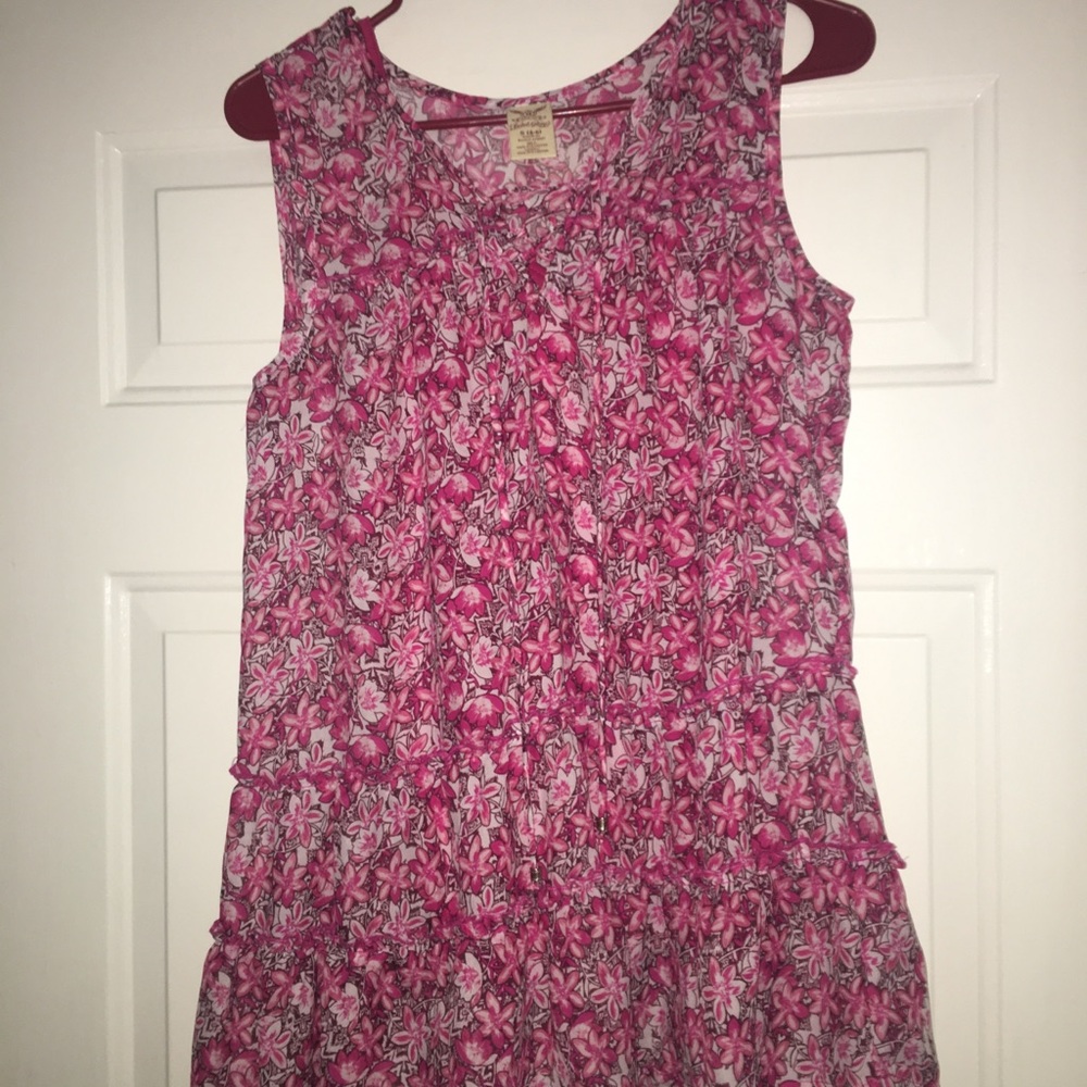 NWOT Pretty Floral Blouse, S
